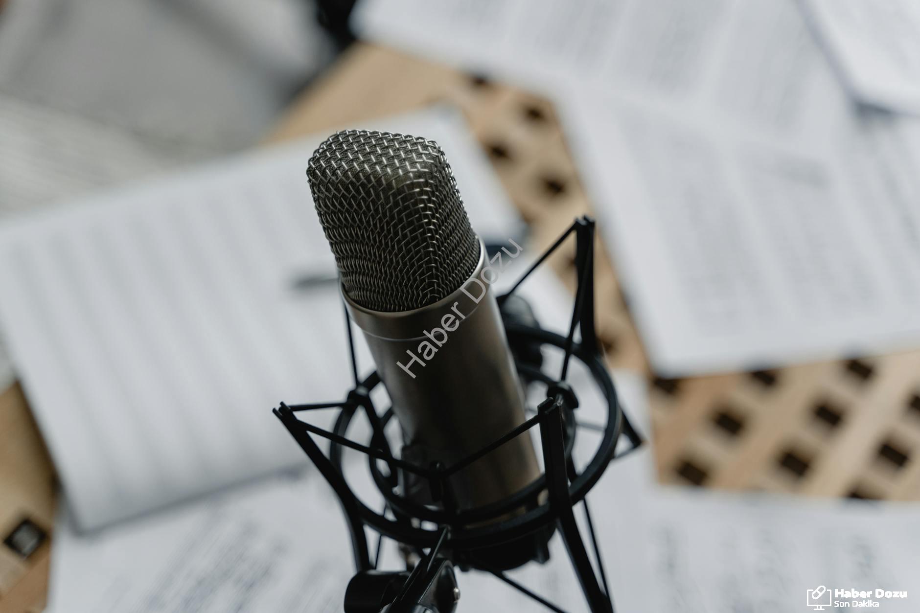 Webkral.com: Podcast Yayıncılığında Dikkat Çeken Konular ve İçerikler