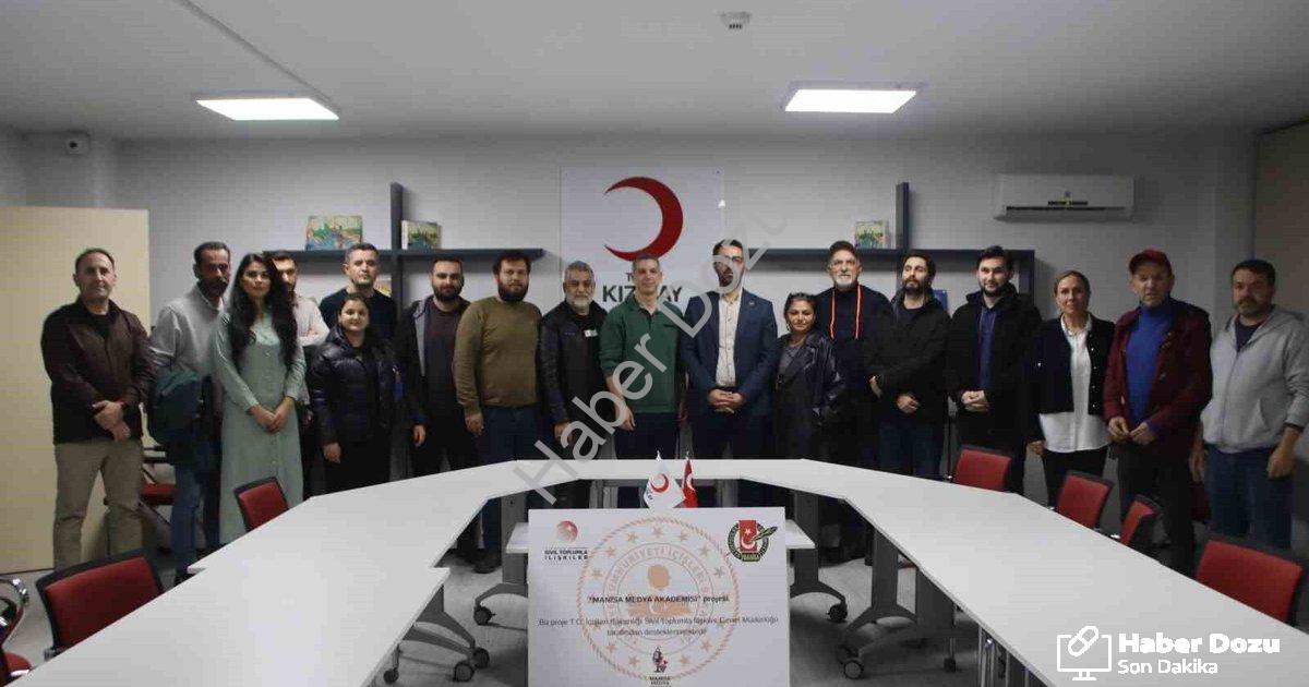 "Manisa Medya Akademisi Start Aldı: İlk Ders Yapay Zeka Haberciliği" başlıklı haber için fotorealist