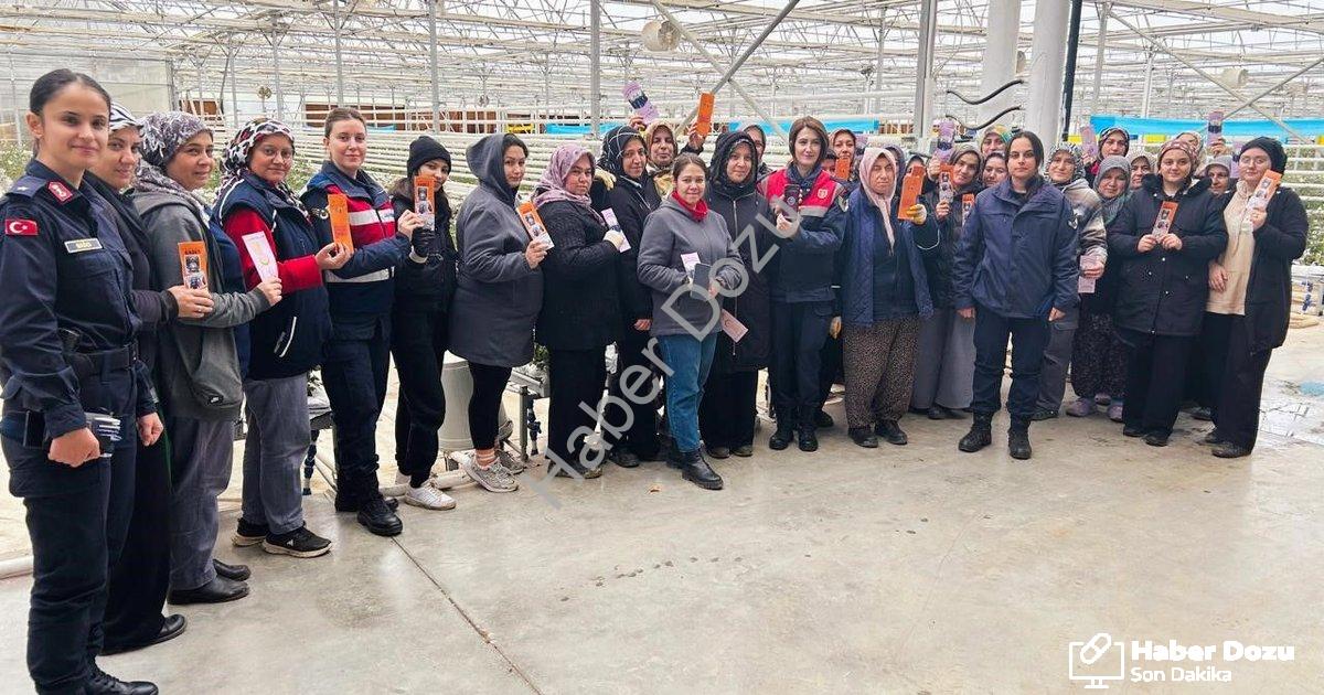 "Kütahya Simav’da Jandarma Ekiplerinden Sera Çalışanı Kadınlara KADES Eğitimi" başlıklı haber için f